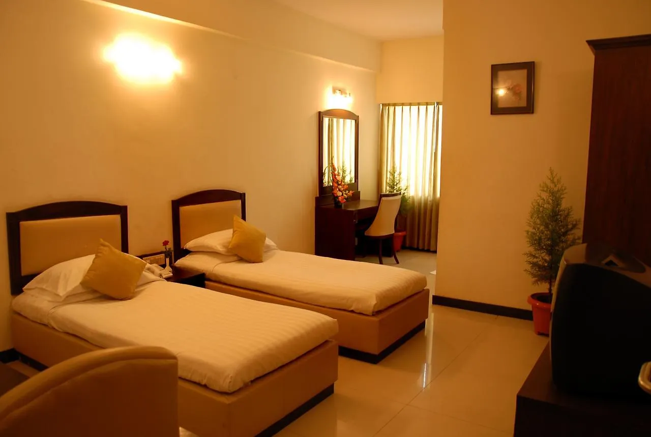 מייזור Hotel Siddharta 3*,
